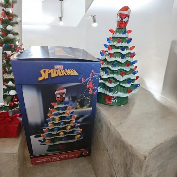 Marvel Spiderman Light-Up Ceramic Christmas Tree as seen on TikTok - Picture 2 of 3